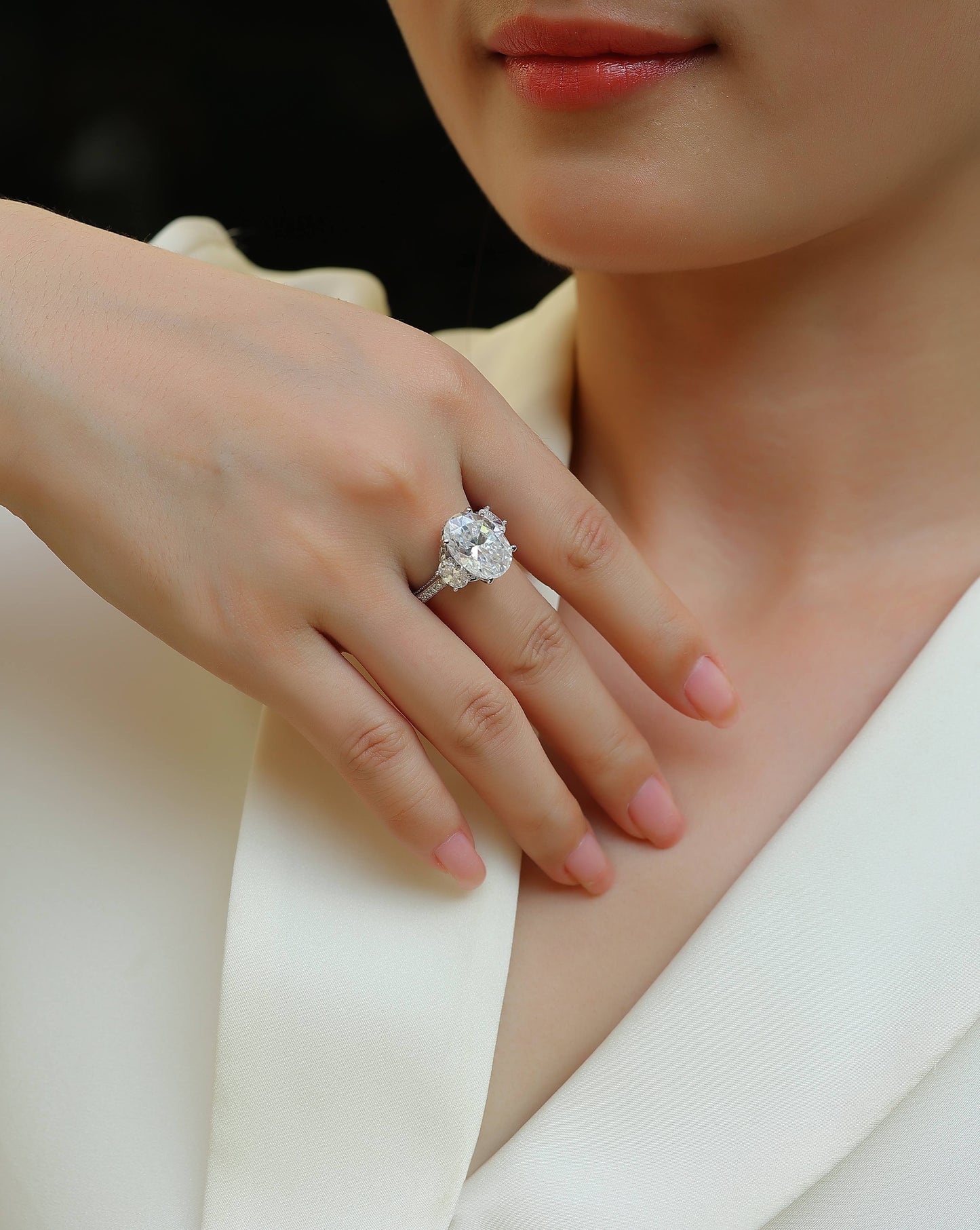 1Crown Of Radiance - A Fashionable And Luxurious Jewelry Accessory Set With Moissanite S925 Sterling Silver And Platinum-plated Diamond Prohibit TikTok sales