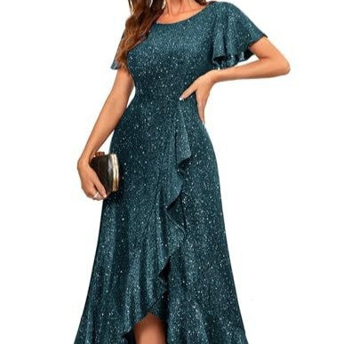 Dress With A High Slit And Sleeves