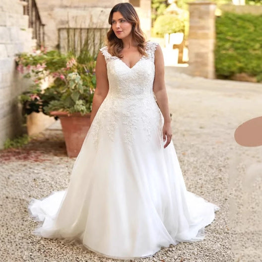 V-Neck Wedding Trailing Princess Slimming Wedding Veil Mori Style Wedding Dress